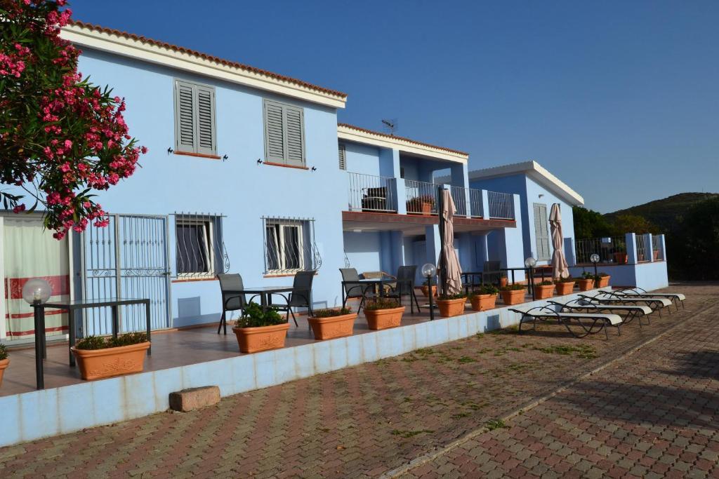 Villa Pischinas Magomadas Buitenkant foto