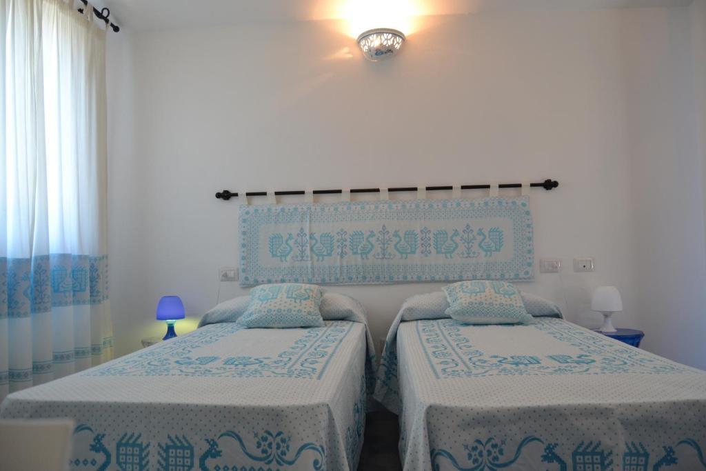 Villa Pischinas Magomadas Kamer foto